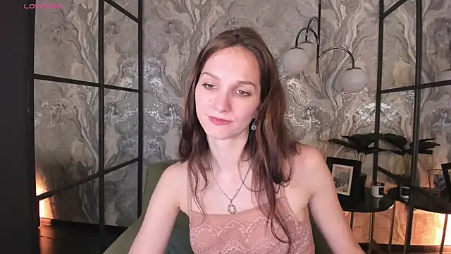 MirandaGlow online show from March 17, 2025, 11:53 am