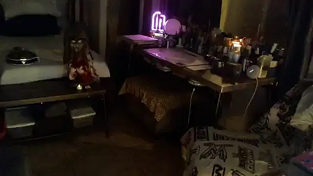 Snapshot of mycock2474u chatting on October 2, 2025, 6:17 am mycock2474u online show from October 2, 2025, 6:17 am