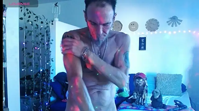 Snapshot of mycock2474u chatting on March 19, 2025, 12:48 am mycock2474u online show from March 19, 2025, 12:48 am