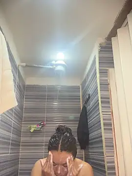 Snapshot of carolgaita chatting on February 17, 2026, 9:39 am carolgaita online show from February 17, 2026, 9:39 am