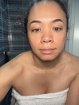 Snapshot of carolgaita chatting on February 14, 2026, 11:10 am carolgaita online show from February 14, 2026, 11:10 am