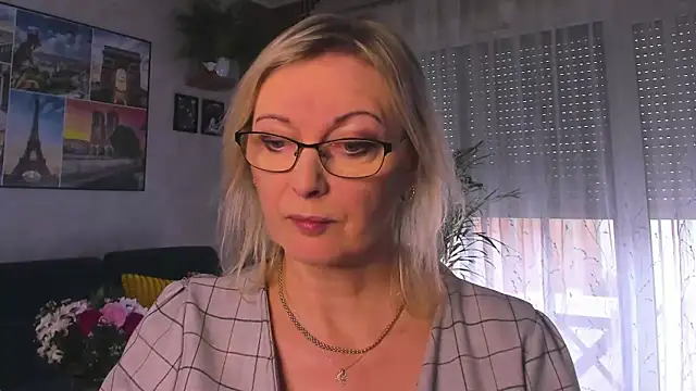Snapshot of vanessa_chat chatting on February 16, 2026, 2:27 pm vanessa chat online show from February 16, 2026, 2:27 pm
