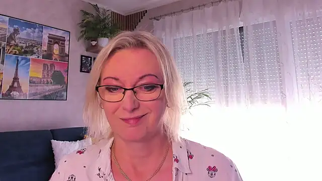 Snapshot of vanessa_chat chatting on April 30, 2026, 1:29 pm vanessa chat online show from April 30, 2026, 1:29 pm