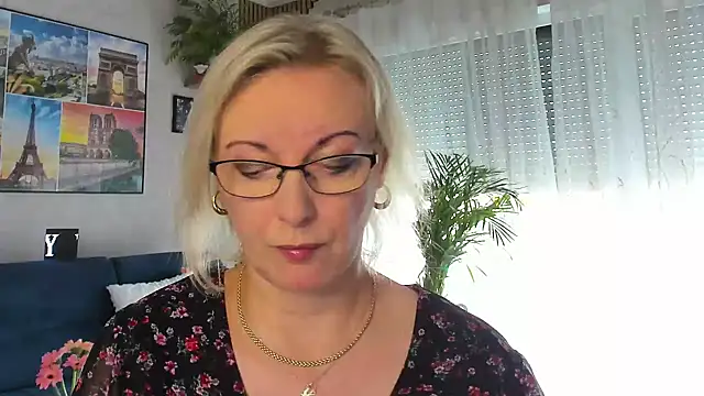 Snapshot of vanessa_chat chatting on May 20, 2026, 1:19 pm vanessa chat online show from May 20, 2026, 1:19 pm