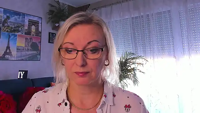 Snapshot of vanessa_chat chatting on May 27, 2026, 1:29 pm vanessa chat online show from May 27, 2026, 1:29 pm