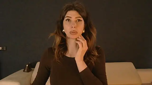 Snapshot of WhiteQueen888 chatting on April 16, 2026, 1:01 pm WhiteQueen888 online show from April 16, 2026, 1:01 pm