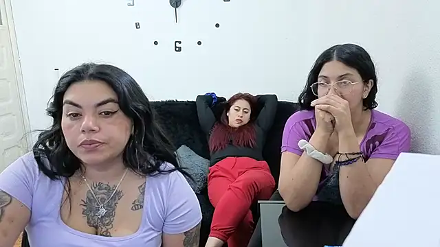 Snapshot of sweety_funny chatting on June 1, 2026, 8:19 pm sweety funny online show from June 1, 2026, 8:19 pm