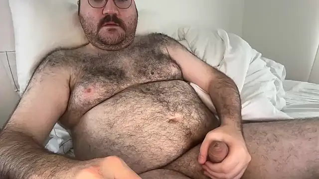 Snapshot of elagobear chatting on July 12, 2026, 9:26 pm elagobear online show from July 12, 2026, 9:26 pm