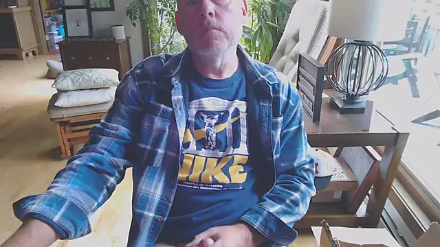 Snapshot of kevin_rules chatting on October 8, 2025, 1:56 pm kevin rules online show from October 8, 2025, 1:56 pm