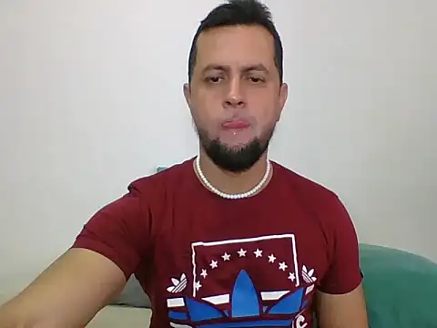 TRIISTAN KING10 online show from July 23, 2026, 3:41 pm