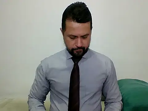 TRIISTAN KING10 online show from February 13, 2026, 3:45 pm