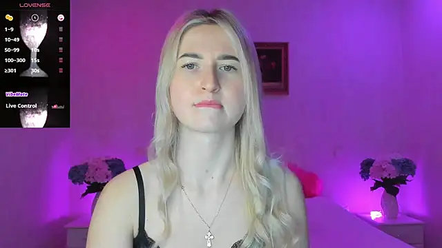 AnnaCarrera online show from February 12, 2025, 7:02 pm