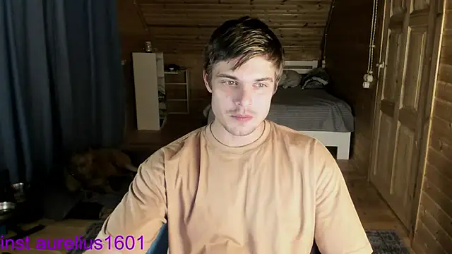 maks wolfis online show from September 21, 2025, 6:13 pm