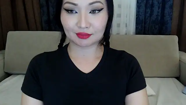 Snapshot of DanyMin chatting on November 21, 2025, 7:40 am DanyMin online show from November 21, 2025, 7:40 am