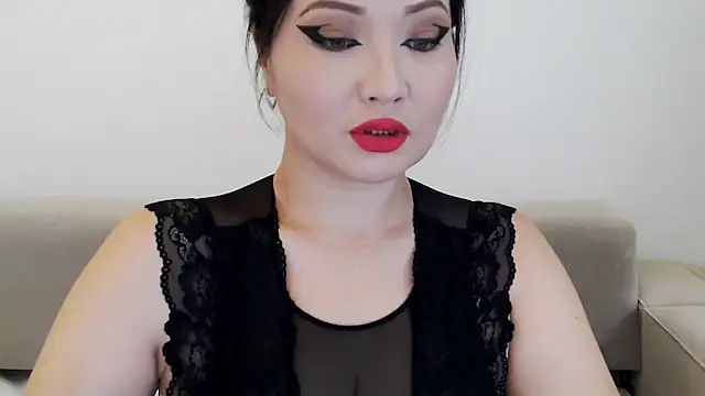 Snapshot of DanyMin chatting on October 24, 2025, 7:29 am DanyMin online show from October 24, 2025, 7:29 am