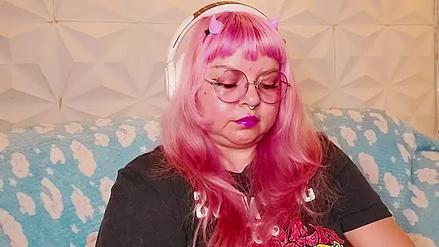 Snapshot of Satyn_doll chatting on May 27, 2026, 1:04 am Satyn doll online show from May 27, 2026, 1:04 am