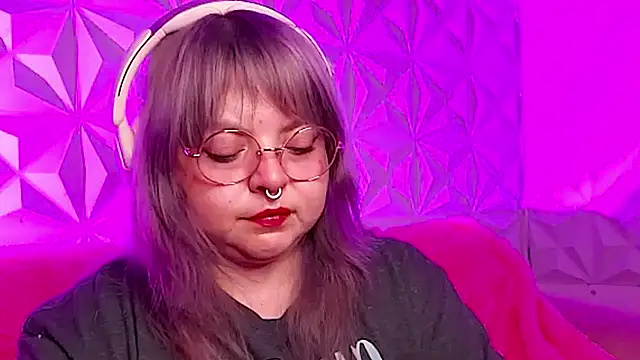 Snapshot of Satyn_doll chatting on October 27, 2025, 11:49 pm Satyn doll online show from October 27, 2025, 11:49 pm