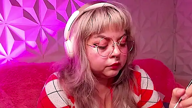 Snapshot of Satyn_doll chatting on November 28, 2025, 11:05 pm Satyn doll online show from November 28, 2025, 11:05 pm