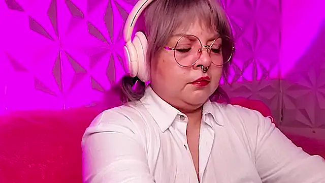 Snapshot of Satyn_doll chatting on October 29, 2025, 11:58 pm Satyn doll online show from October 29, 2025, 11:58 pm