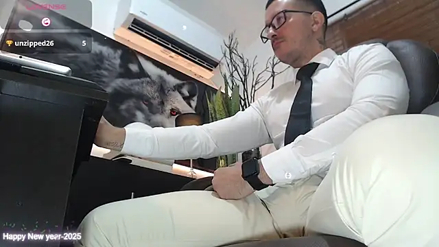 randyluke online show from February 6, 2025, 8:34 pm