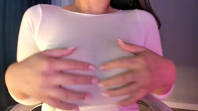 akura011 online show from November 29, 2025, 5:51 am