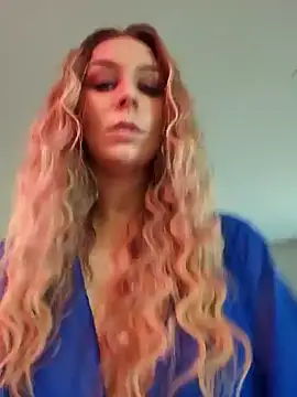 LilyOrion online show from November 26, 2025, 7:14 pm