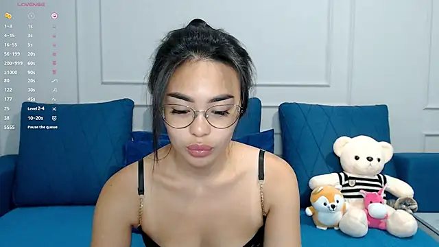 kwana colada online show from September 25, 2025, 4:57 pm