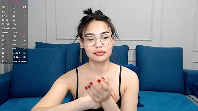 kwana colada online show from March 6, 2025, 6:48 pm