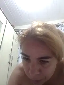 mari657 online show from April 28, 2026, 2:38 am