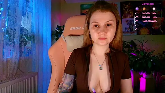 Snapshot of GoodWitch_ chatting on February 23, 2026, 9:43 am GoodWitch online show from February 23, 2026, 9:43 am