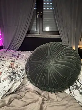 Snapshot of Carmen_Monroe chatting on April 13, 2026, 6:12 pm Carmen Monroe online show from April 13, 2026, 6:12 pm