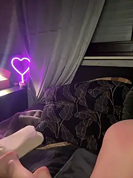 Snapshot of Carmen_Monroe chatting on March 28, 2026, 10:44 pm Carmen Monroe online show from March 28, 2026, 10:44 pm