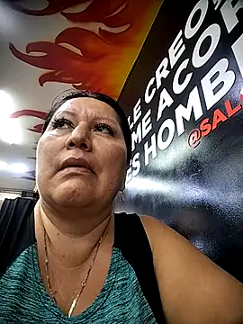 Snapshot of Brenda_Berck_ chatting on April 21, 2026, 11:44 pm Brenda Berck online show from April 21, 2026, 11:44 pm