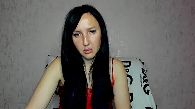 MissGulia online show from September 12, 2025, 2:12 am