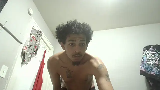 Snapshot of bigdickjojo69 chatting on June 14, 2026, 1:57 am bigdickjojo69 online show from June 14, 2026, 1:57 am