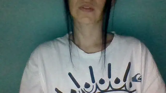Snapshot of chicacastilla chatting on July 23, 2026, 9:17 am chicacastilla online show from July 23, 2026, 9:17 am