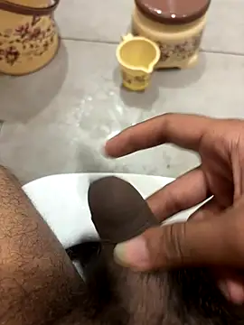 Snapshot of kkbhutaiya chatting on November 4, 2025, 8:51 am kkbhutaiya online show from November 4, 2025, 8:51 am