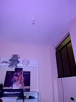 Snapshot of Latin_summer chatting on March 10, 2025, 3:45 am Latin summer online show from March 10, 2025, 3:45 am