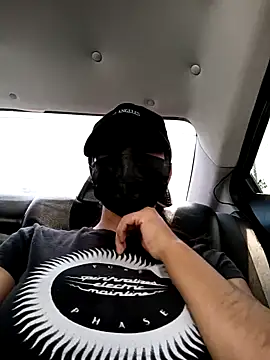 Snapshot of Latin_summer chatting on January 25, 2025, 12:38 am Latin summer online show from January 25, 2025, 12:38 am