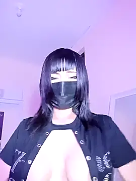 Snapshot of Latin_summer chatting on March 1, 2025, 1:43 am Latin summer online show from March 1, 2025, 1:43 am