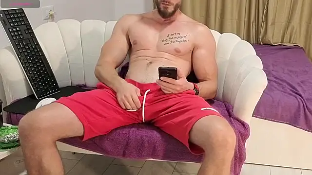 Snapshot of MauroTwin chatting on September 8, 2025, 6:18 pm MauroTwin online show from September 8, 2025, 6:18 pm