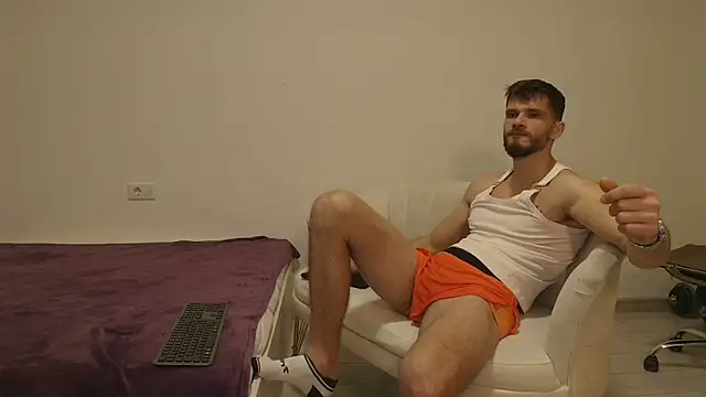 MauroTwin online show from January 18, 2026, 5:49 pm