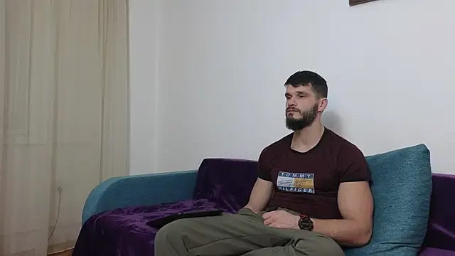 Snapshot of MauroTwin chatting on February 19, 2025, 7:48 pm MauroTwin online show from February 19, 2025, 7:48 pm