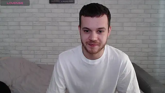 Alexxx horny online show from March 21, 2026, 7:53 am