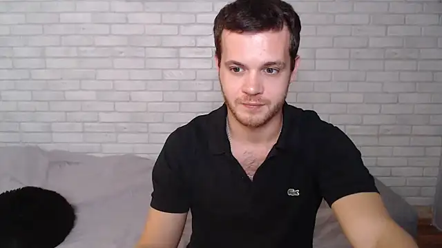 Snapshot of Alexxx_horny chatting on October 5, 2025, 1:57 pm Alexxx horny online show from October 5, 2025, 1:57 pm