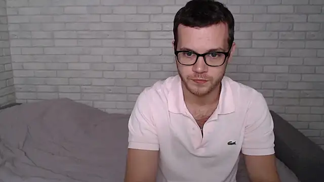 Snapshot of Alexxx_horny chatting on September 26, 2025, 7:59 am Alexxx horny online show from September 26, 2025, 7:59 am