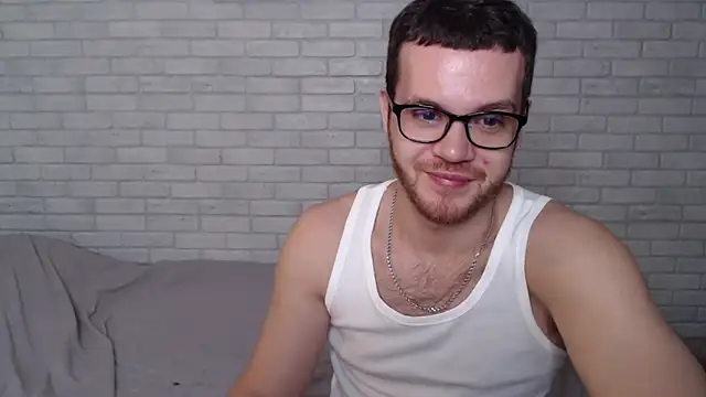 Snapshot of Alexxx_horny chatting on November 21, 2025, 8:08 pm Alexxx horny online show from November 21, 2025, 8:08 pm