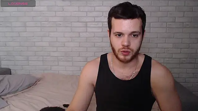 Snapshot of Alexxx_horny chatting on December 15, 2025, 6:14 pm Alexxx horny online show from December 15, 2025, 6:14 pm