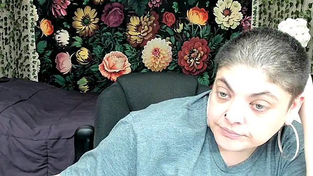 Snapshot of Exotic-Melons chatting on January 26, 2025, 4:20 am Exotic-Melons online show from January 26, 2025, 4:20 am