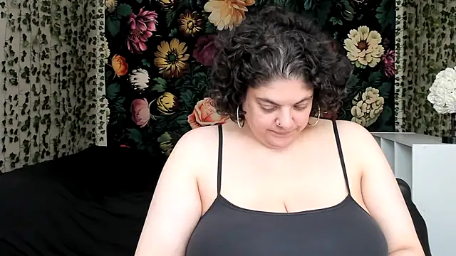 Snapshot of Exotic-Melons chatting on April 16, 2026, 7:14 pm Exotic-Melons online show from April 16, 2026, 7:14 pm